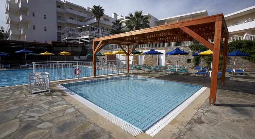 Детский бассейн