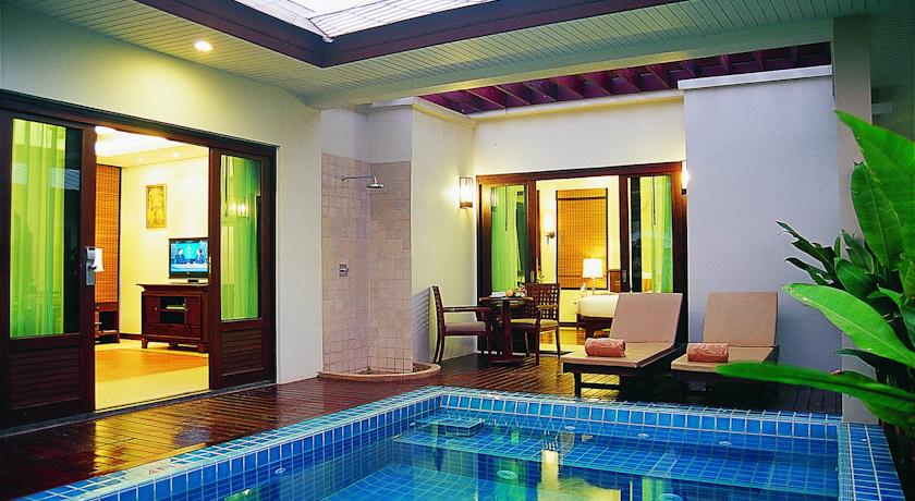 Личный бассейн в номере