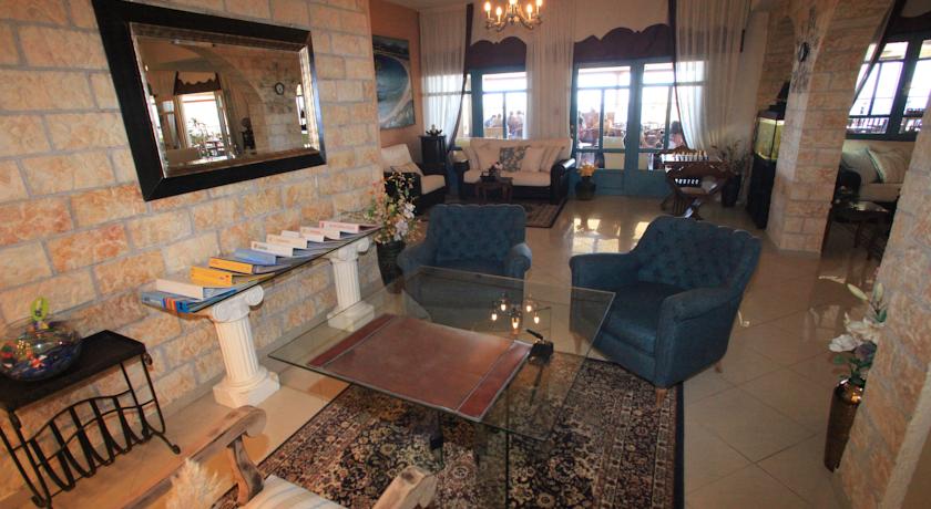 Лаунж в холле