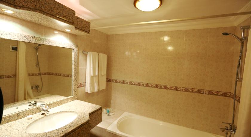 Номера в отеле Ras Al Khaimah Hotel, Рас Аль Хайм, ОАЭ