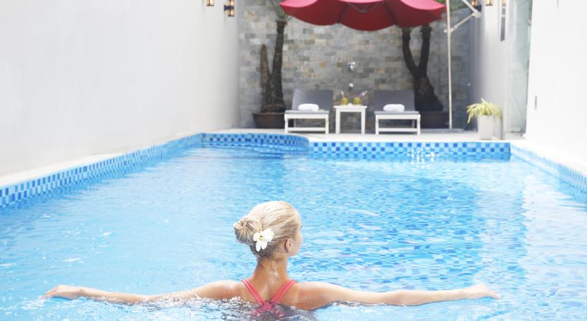 Starlet Hotel