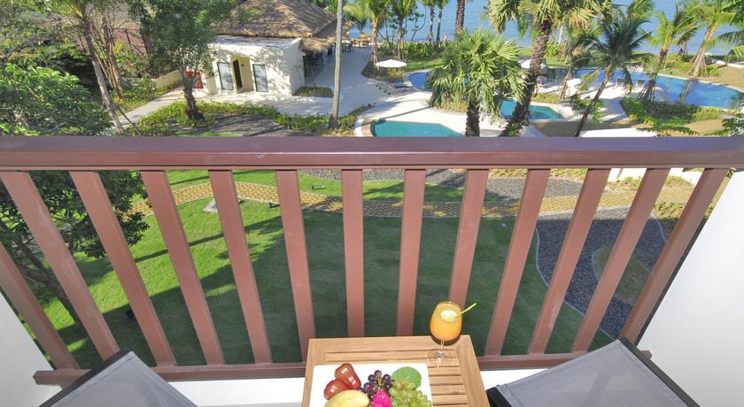 Вид с балкона номера