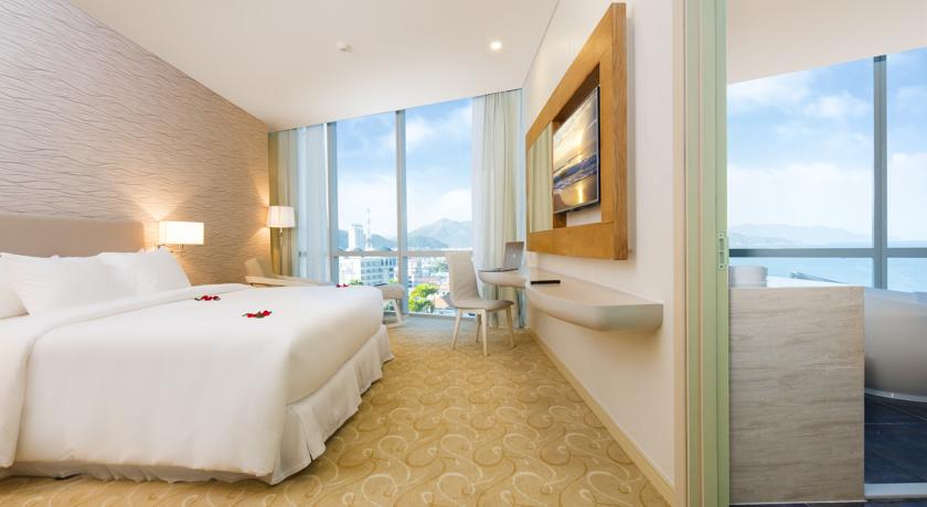 Номера в отеле Diamond Bay Hotel, Нья Чанг, Вьетнам