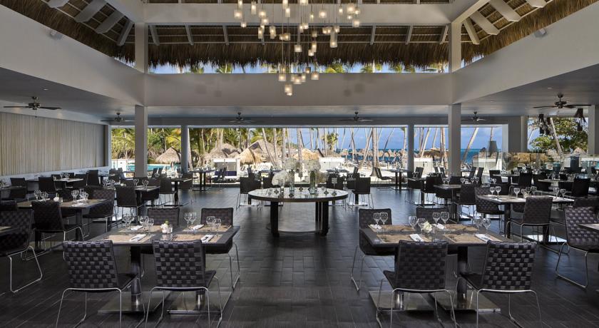 Крытая терраса ресторана