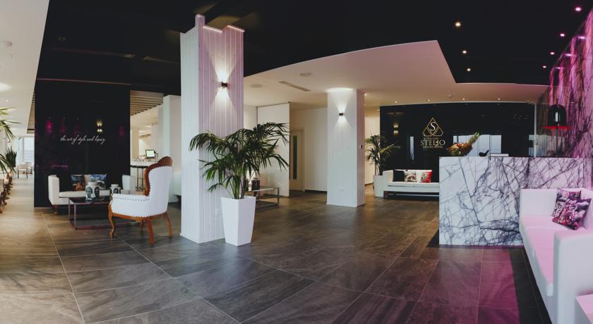 THE CIAO STELIO DELUXE HOTEL 