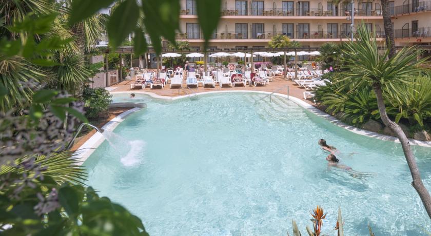 Открытый бассейн