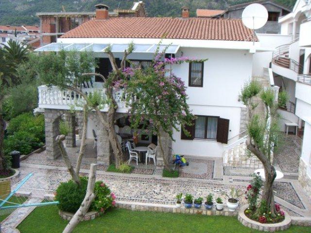 Отель Villa Nikolaselena