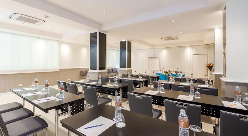 Конференц-зал