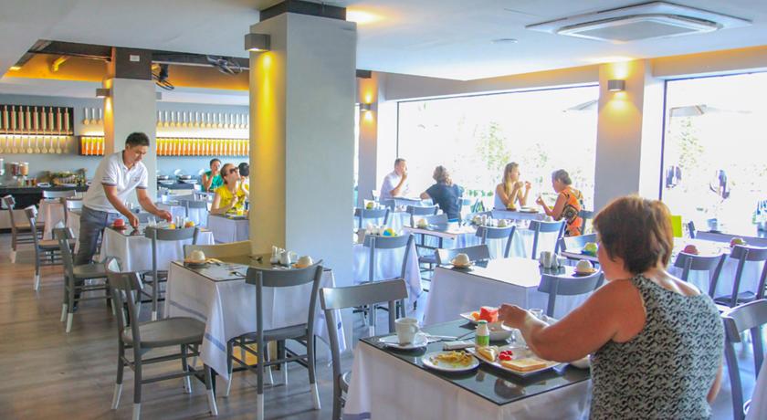 Ресторан со шведским столом