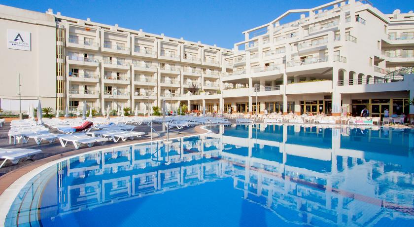 Открытый бассейн