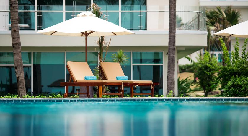 Открытый бассейн