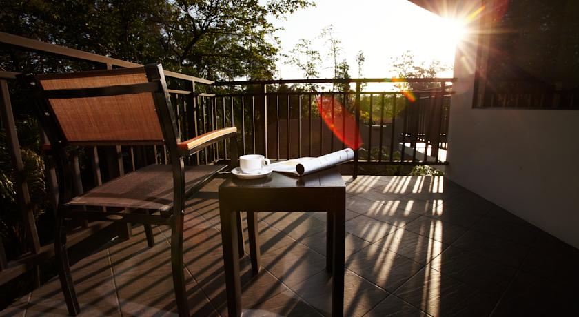 Терраса на закате