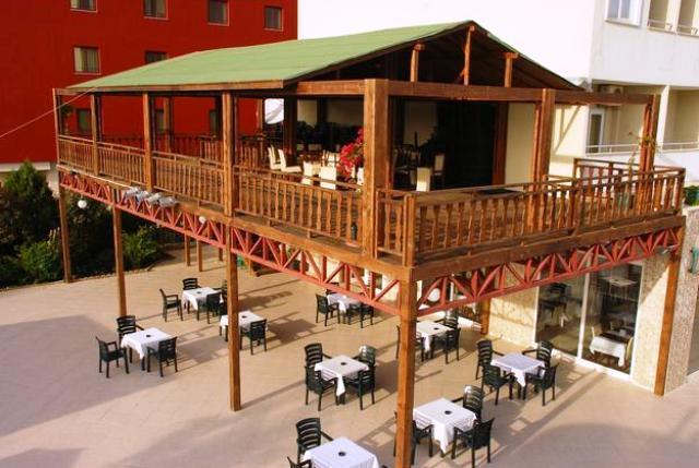 Пляжный ресторан в отеле Side Royal Paradise, Кумкой, Сиде, Турция