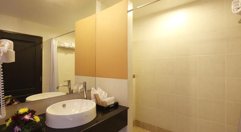 Номера в отеле Andakira Hotel, Пхукет, Таиланд