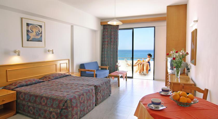 Номера в отеле Corallia Beach Hotel Apartments, Пафос, Кипр