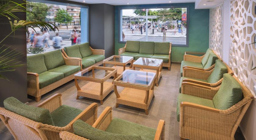 Лаунж в холле