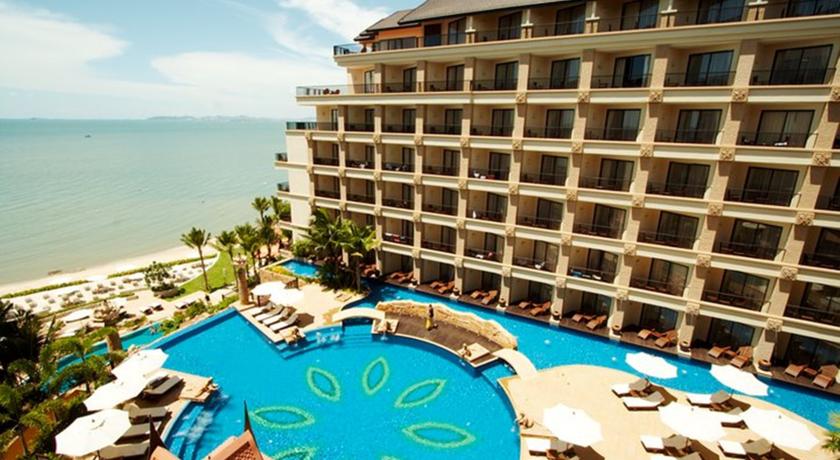 Открытый бассейн