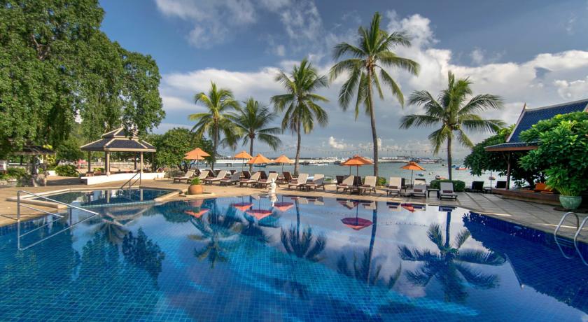 Открытый бассейн