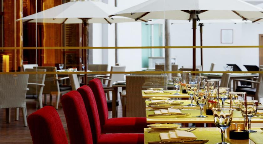 Ресторан в отеле Centara Nova, Паттайя, Таиланд