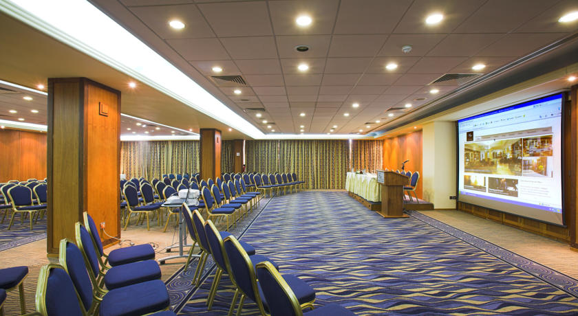 Конференц-зал