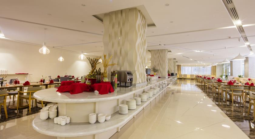 Ресторан со шведским столом