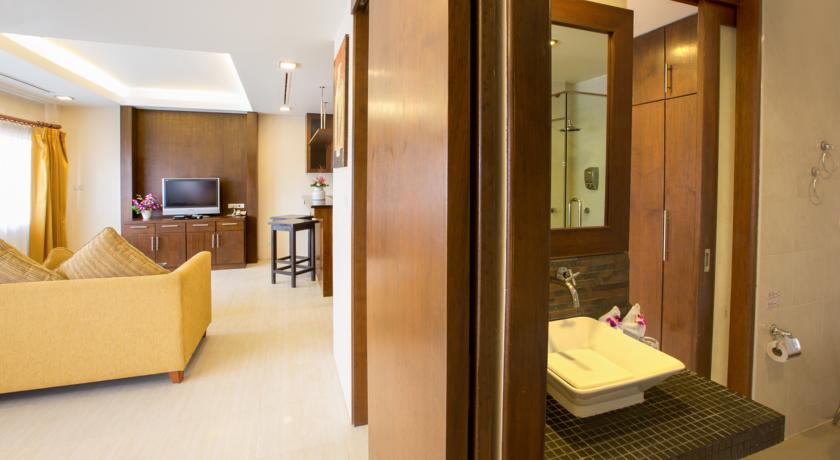 Номера в отеле Coconut Village, Пхукет, Таиланд