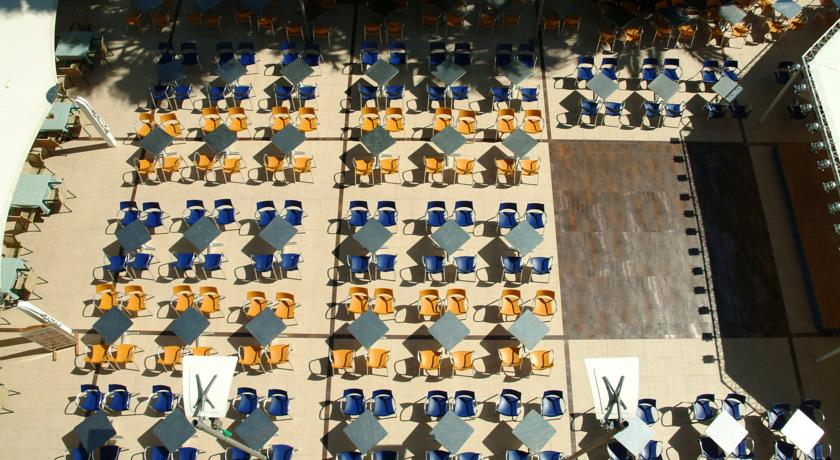 Терраса отеля