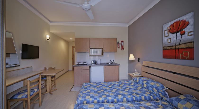 Номера в отеле Porto Azzurro Aparthotel, Сан Пол Бэй, Мальта