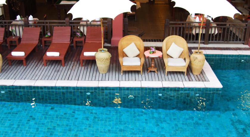 Открытый бассейн