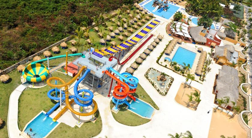 Вид сверху, территория отеля Sirenis Punta Cana Resort Casino & Aquagames, Пунта-Кана, Доминикана