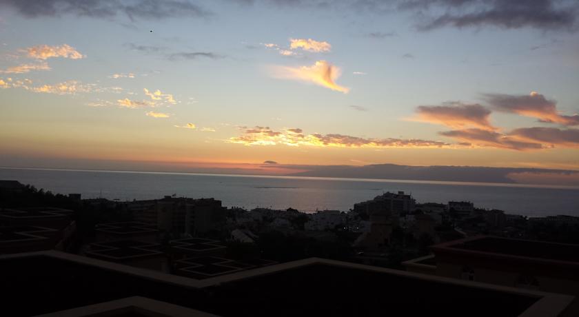 Закат над Адехе