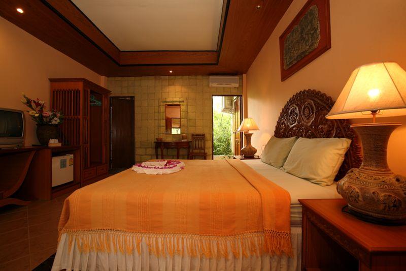 Номера в отеле Coconut Beach Resort, Чанг, Таиланд