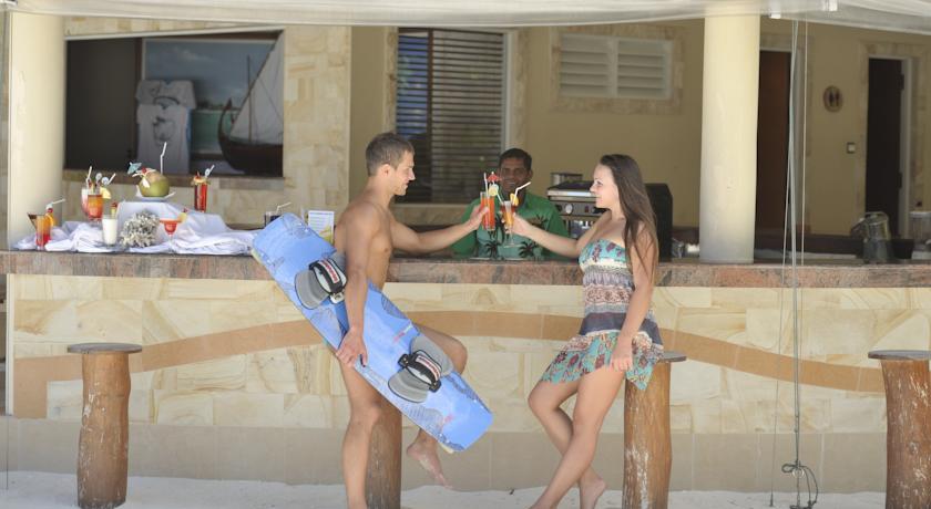 Бар на пляже