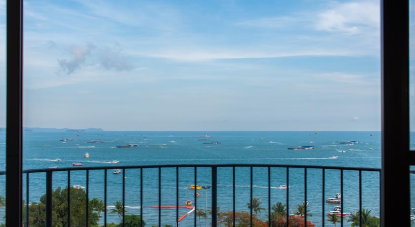 Вид из окна номера