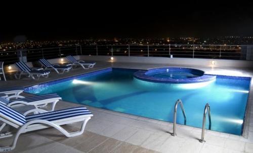 Открытый бассейн