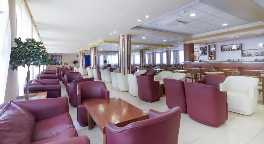 Лаунж в холле