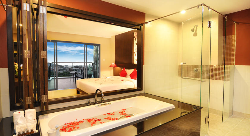 Номера в отеле Andakira Hotel, Пхукет, Таиланд