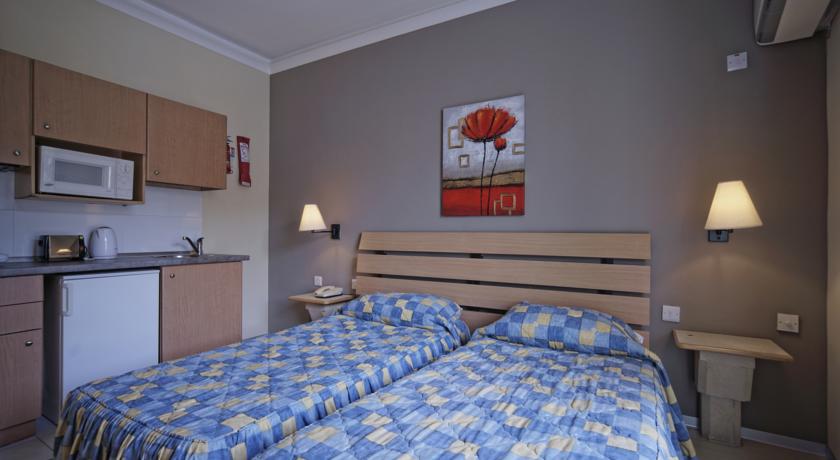 Номера в отеле Porto Azzurro Aparthotel, Сан Пол Бэй, Мальта