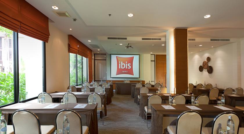 Конференц-зал