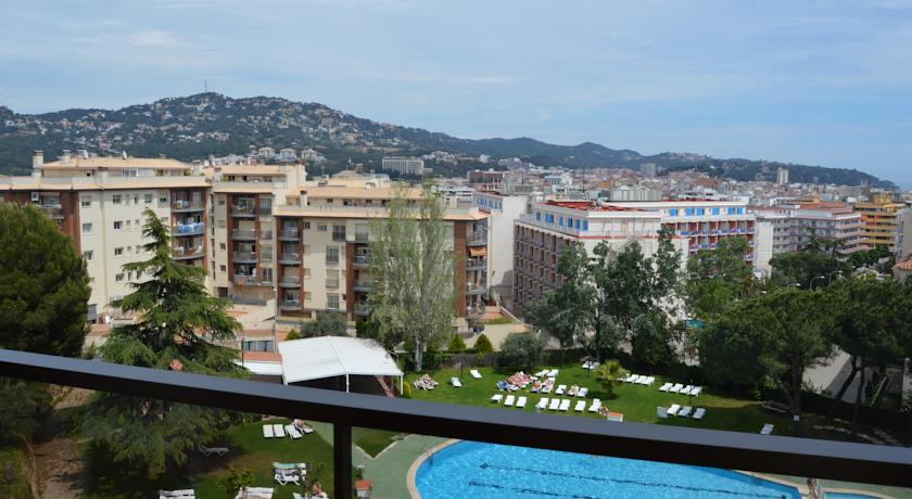 Вид с балкона номера