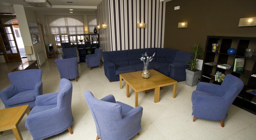 Лаунж в холле