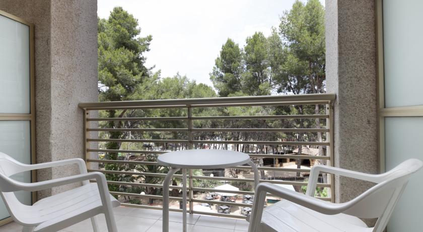 Вид с балкона номера