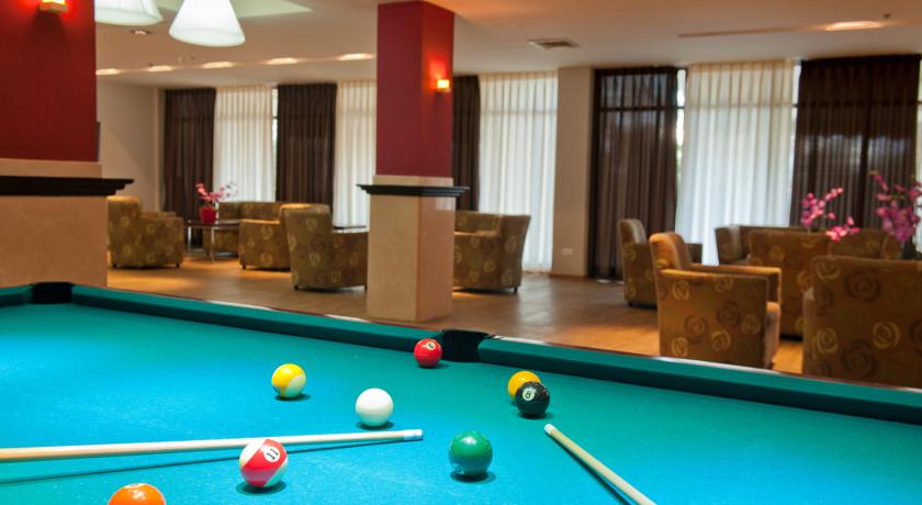 Бильярдная