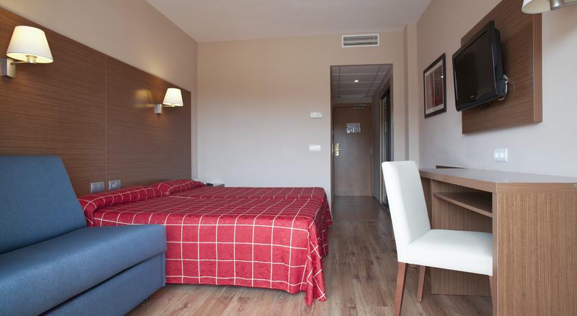 Номера в отеле Oasis Park, Коста Дорада, Испания