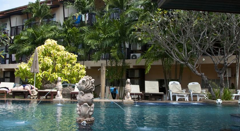 Открытый бассейн