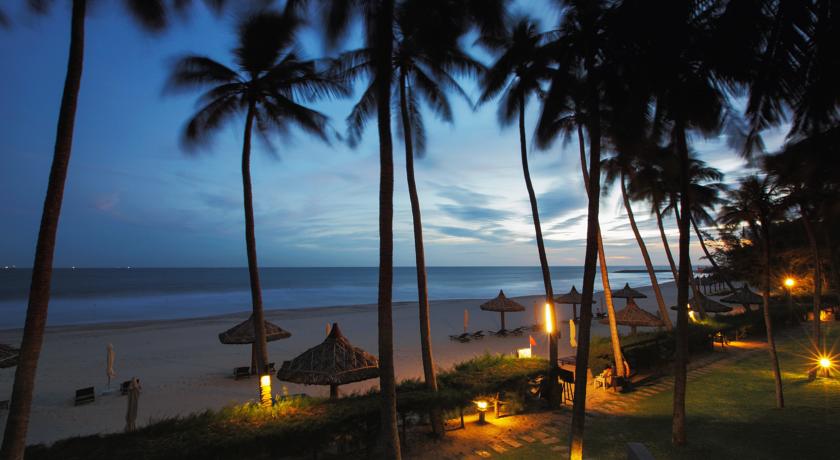 Пляж вечером