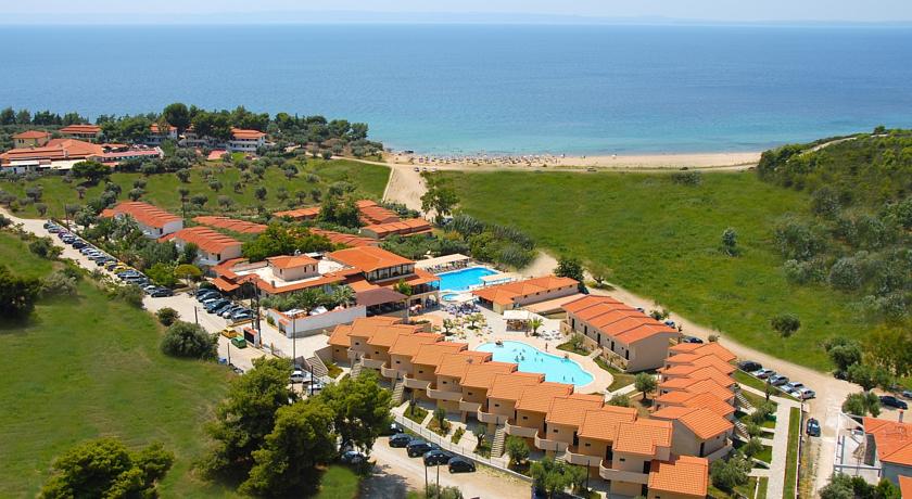 Территория отеля, вид сверху