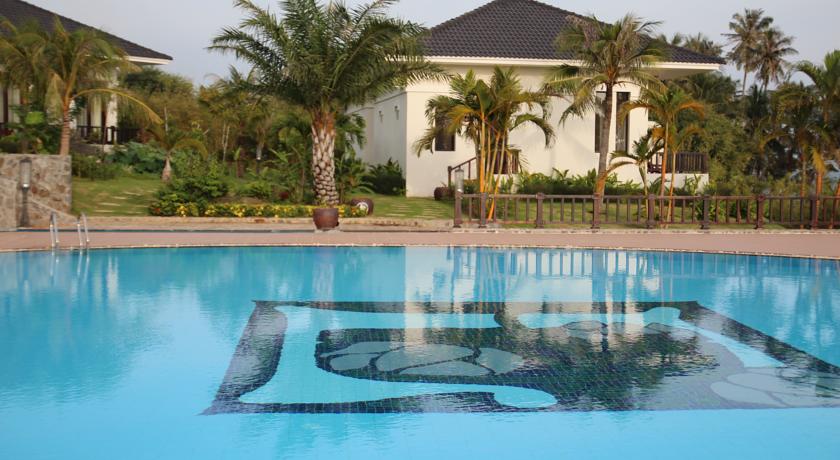 Открытый бассейн