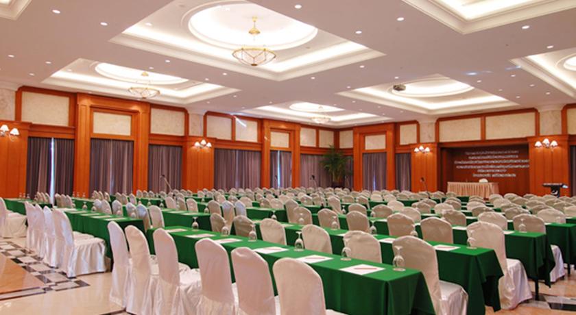 Банкетный зал