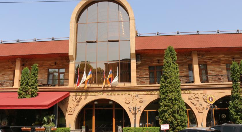 Отель Kecharis Hotel, Цахкадзор, Армения